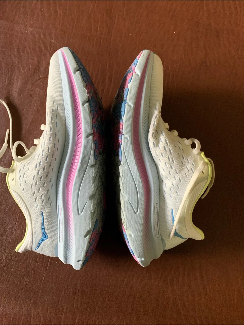 HOKA Women's Kawana Shoes Size 7 - Picture 6 of 7